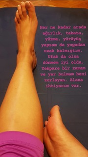 Karolin Fisekci feet photo 3