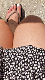 Karolin Fisekci feet photo 4