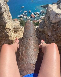 Karolin Fisekci feet photo 19