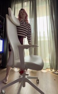 Karolina Brodnicka Nieuczesana feet photo 3