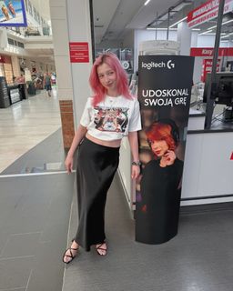 Karolina Brodnicka Nieuczesana feet photo 3