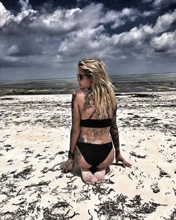 Karolina Gilon feet photo 10