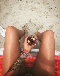 Karolina Gilon feet photo 8