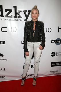 Karolina Gilon feet photo 3