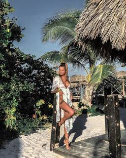 Karolina Gilon feet photo 10