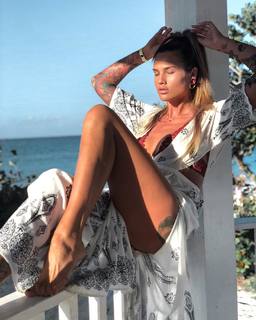 Karolina Gilon feet photo 9