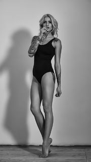 Karolina Gilon feet photo 16