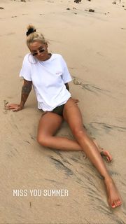 Karolina Gilon feet photo 15