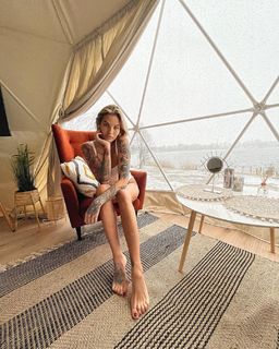 Karolina Gilon feet photo 5