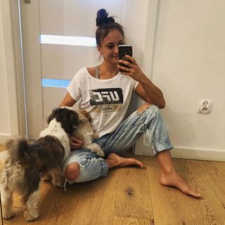 Karolina Kowalkiewicz feet photo thumbnail