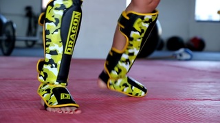 Karolina Kowalkiewicz feet photo thumbnail