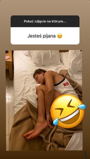 Karolina Kowalkiewicz feet photo thumbnail