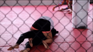 Karolina Kowalkiewicz feet photo thumbnail