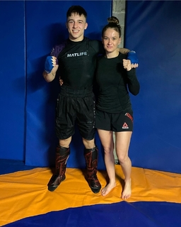 Karolina Kowalkiewicz feet photo thumbnail