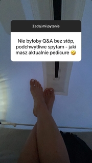 Karolina Kowalkiewicz feet photo thumbnail