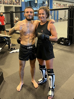 Karolina Kowalkiewicz feet photo thumbnail