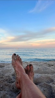 Karolina Kowalkiewicz feet photo thumbnail