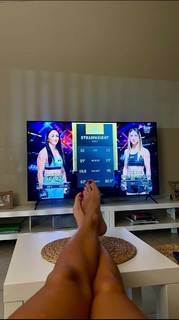 Karolina Kowalkiewicz feet photo thumbnail