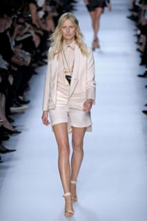 Karolina Kurkova feet photo thumbnail