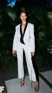 Karolina Kurkova feet photo 20