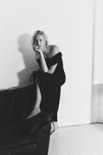 Karolina Kurkova feet photo 17