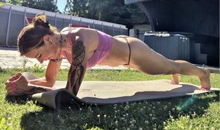 Karolina Pilarczyk feet photo 3