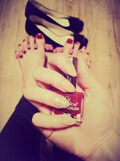 Karolina Pisarek feet photo thumbnail