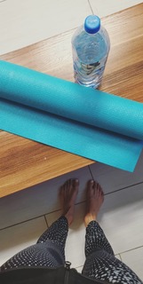 Karolina Pisarek feet photo thumbnail