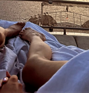 Karolina Pisarek feet photo thumbnail