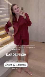 Karolina Pisarek feet photo thumbnail