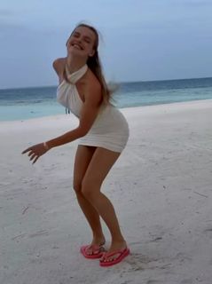 Karolina Pisarek feet photo 6
