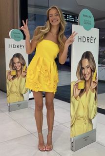 Karolina Pisarek feet photo 2