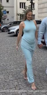 Karolina Pisarek feet photo 9