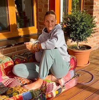 Karolina Pliskova feet photo thumbnail