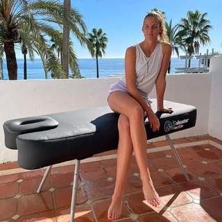 Karolina Pliskova feet photo thumbnail