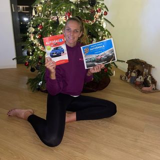 Karolina Pliskova feet photo thumbnail