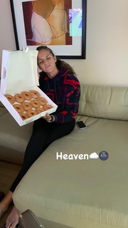 Karolina Pliskova feet photo thumbnail