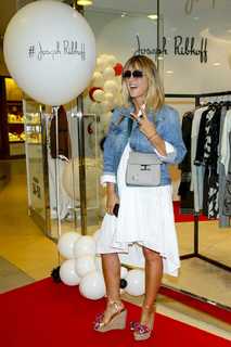 Karolina Szostak feet photo 2