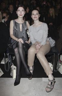 Karoline Herfurth feet photo thumbnail