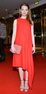 Karoline Herfurth feet photo thumbnail