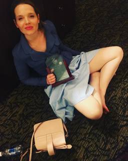 Karoline Herfurth feet photo thumbnail