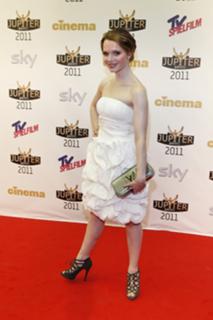 Karoline Herfurth feet photo thumbnail