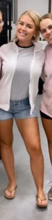 Karoline Leavitt feet photo thumbnail