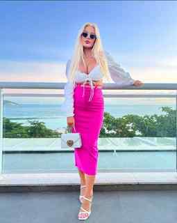 Karoline Lima feet photo thumbnail
