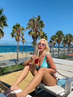 Karoline Lima feet photo thumbnail