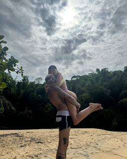 Karoline Lima feet photo thumbnail