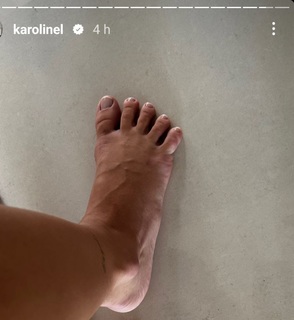 Karoline Lima feet photo thumbnail