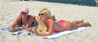 Karoline Lima feet photo thumbnail