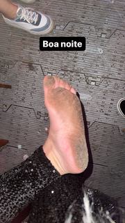 Karoline Lima feet photo thumbnail