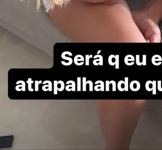 Karoline Lima feet photo thumbnail